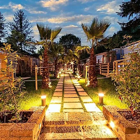 Hotel Delle Rose & Glamping Village Dolceacqua