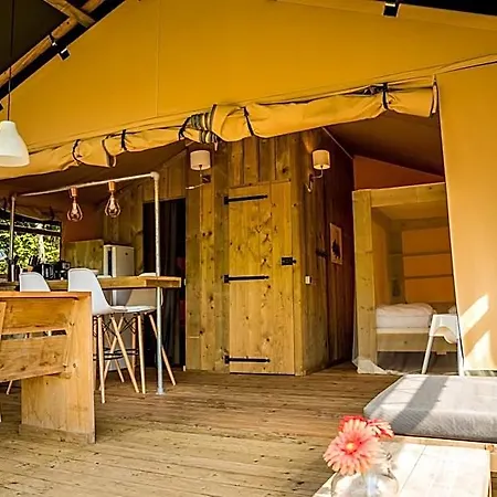 Delle Rose & Glamping Village Dolceacqua