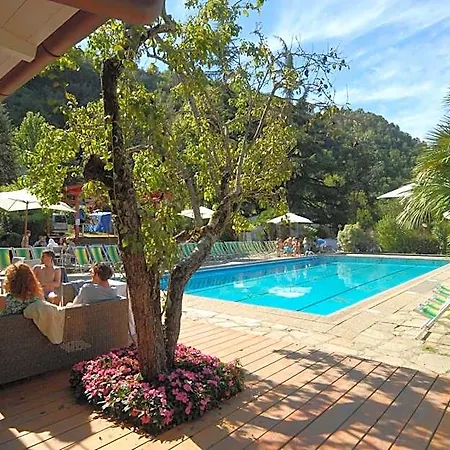 Delle Rose & Glamping Village