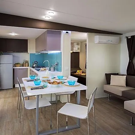 Hotel Delle Rose & Glamping Village