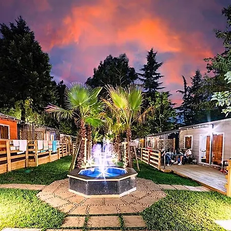 Hotel Delle Rose & Glamping Village 4*