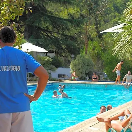 Delle Rose & Glamping Village